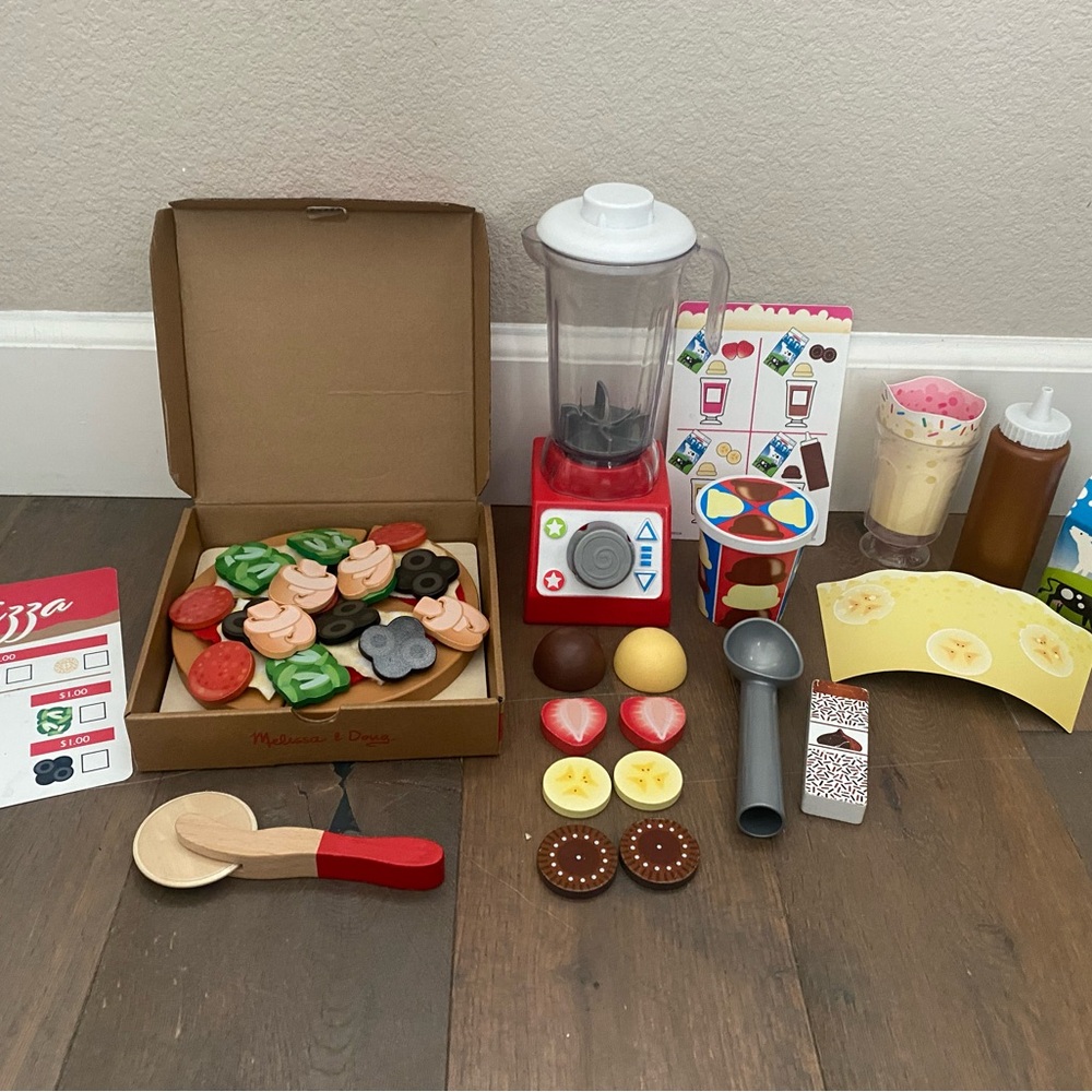 Melissa & Doug Colorful Pizza and Smoothie Set